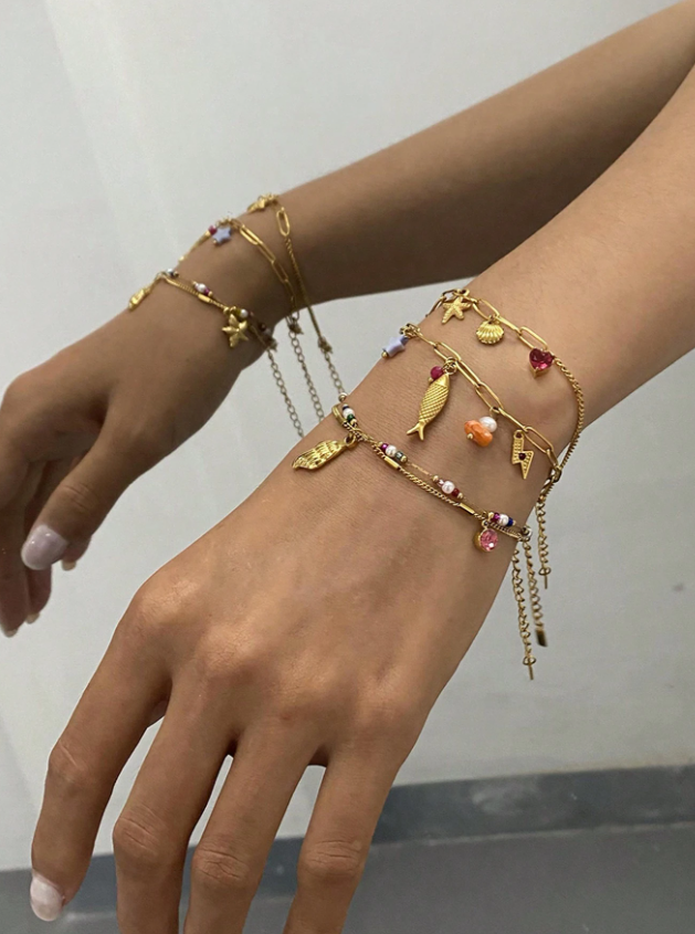 Ocean Charm Shell Bracelet
