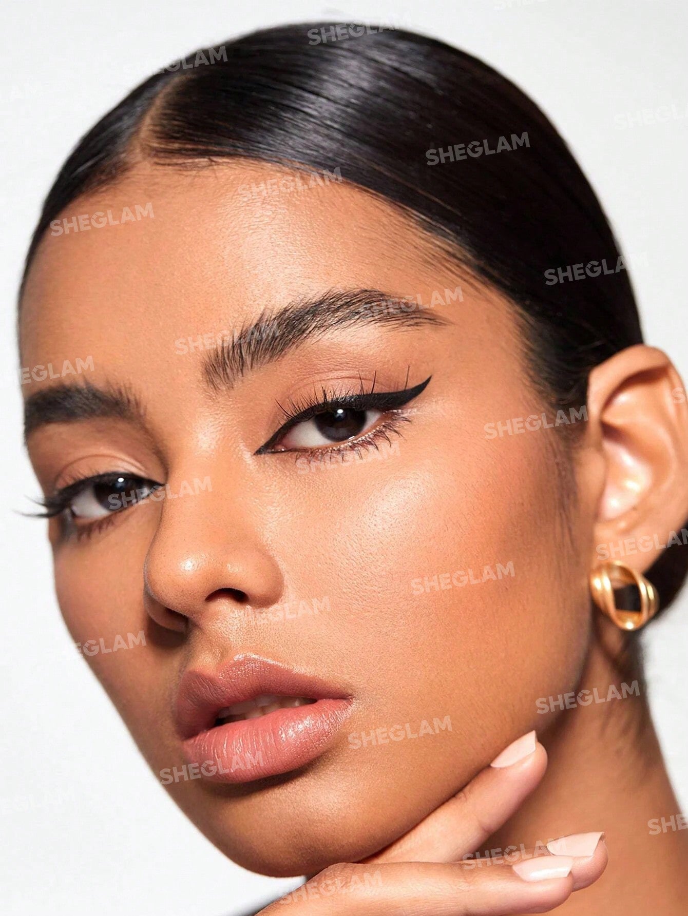 SHEGLAM Multi-Tasker Line & Detail Eyeliner Pen