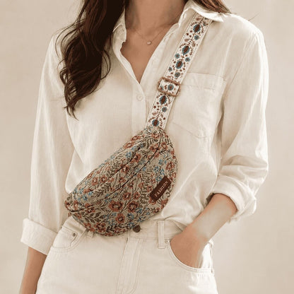Vintage Floral Crescent Crossbody Bag 3