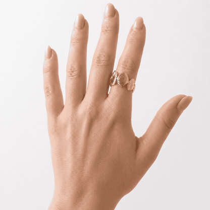 Golden Seashell Statement Set
