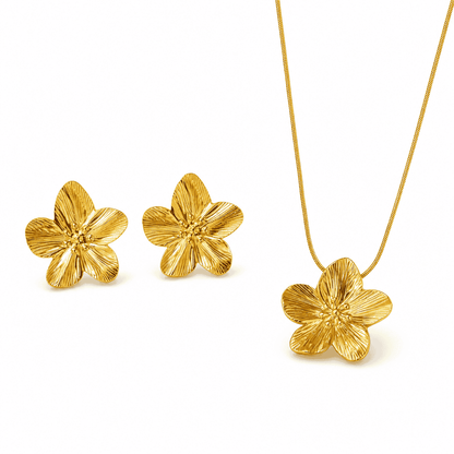 Serenity Bloom 18K Gold-Plated Necklace – Soft Radiance
