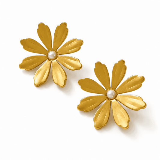 Daisy Pearl Gold Earrings