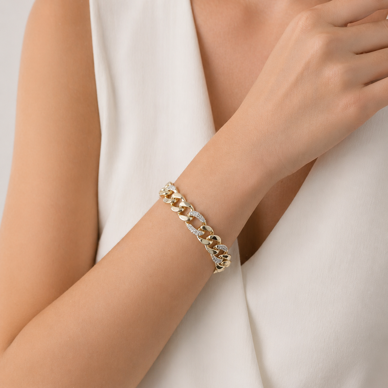 Luxe Link Spark Bracelet