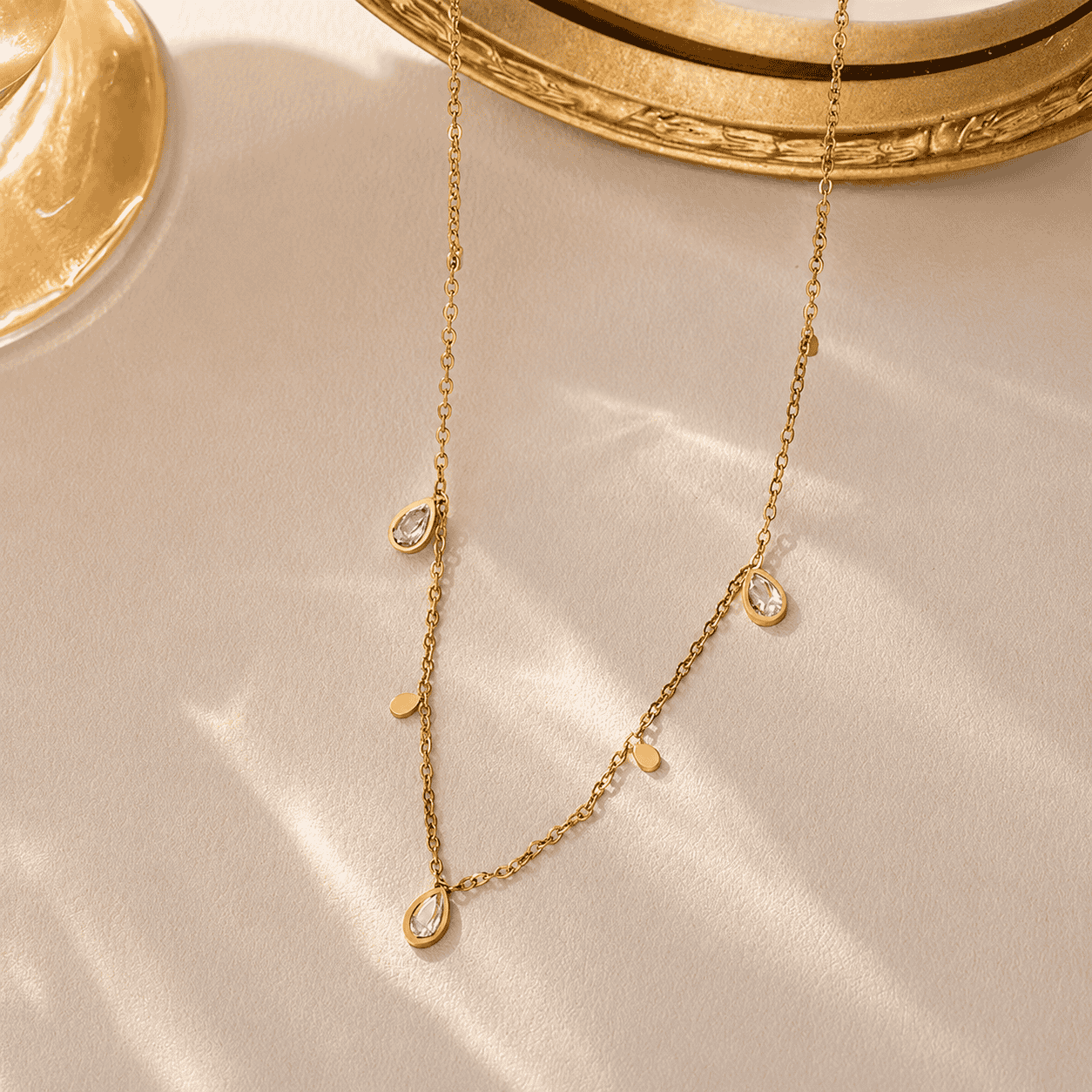 Luna Dainty Necklace