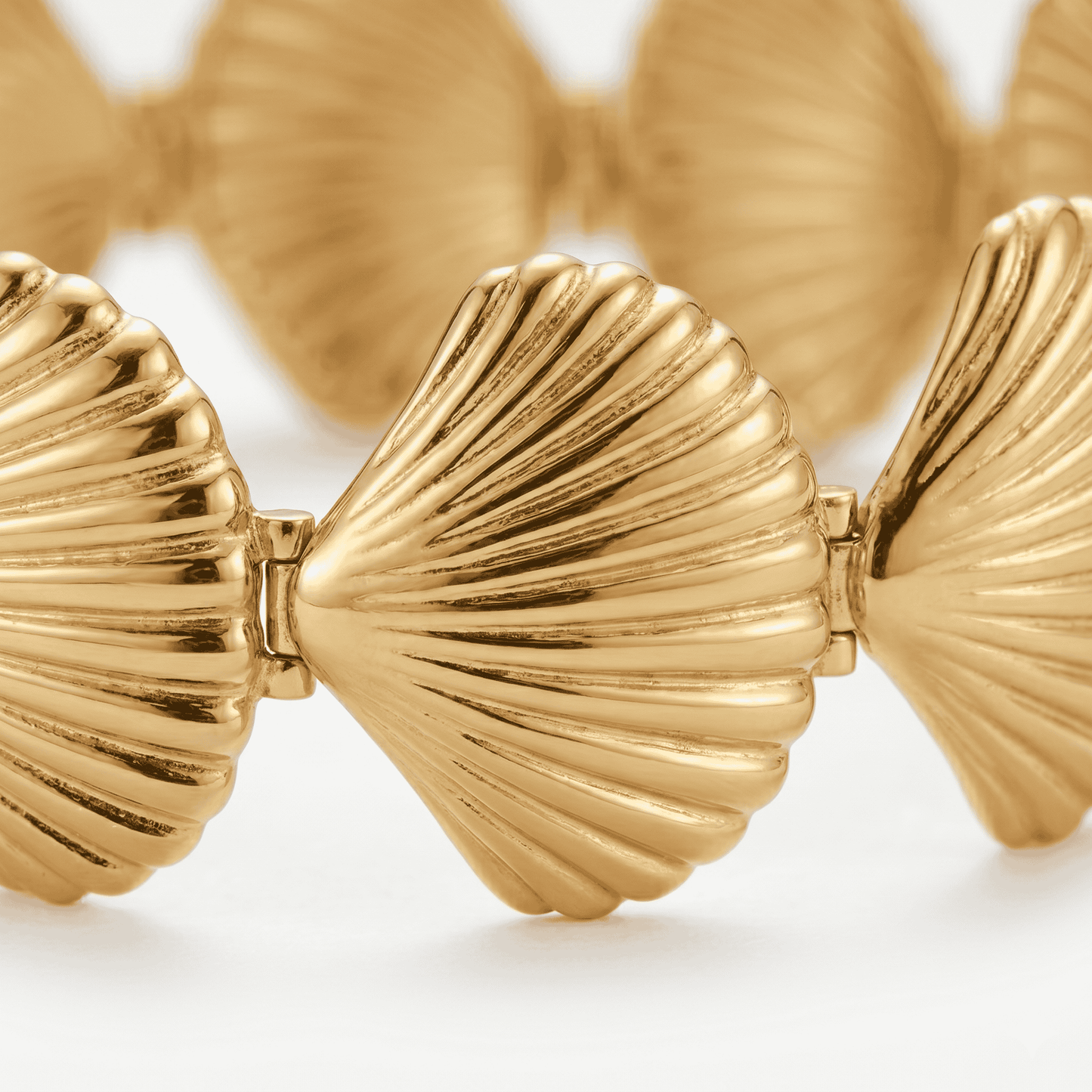 Golden Seashell Statement Set