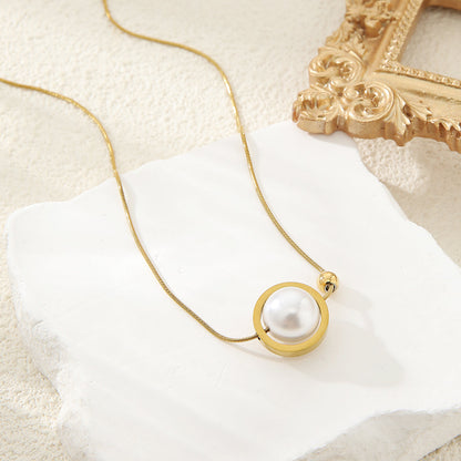 The Essential Pearl Necklace