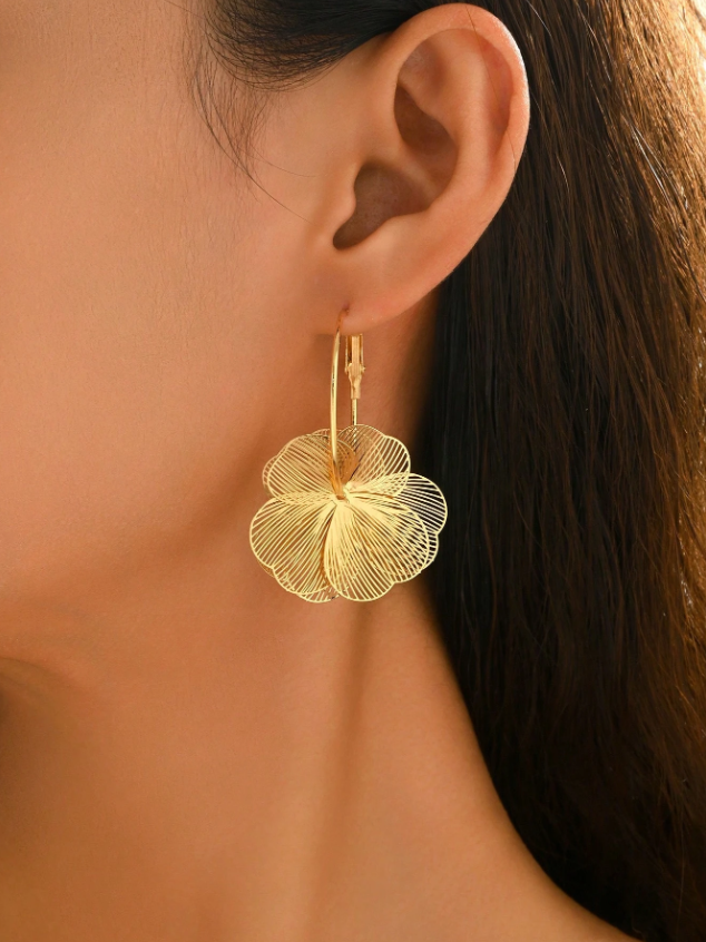 Sovereign Bloom Hoops